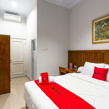 Reddoorz Near Universitas Muhammadiyah Yogyakarta Jarakan Buitenkant foto